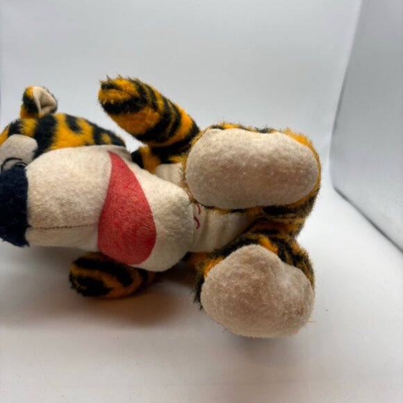 Vintage Walt Disney Productions Winnie the Pooh * Friends 8" Retro Tigger Plush - Picture 6 of 9